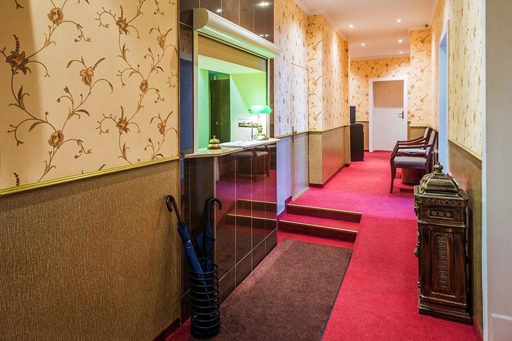 Hotel-Pension Michele เบอร์ลิน ภายนอก รูปภาพ